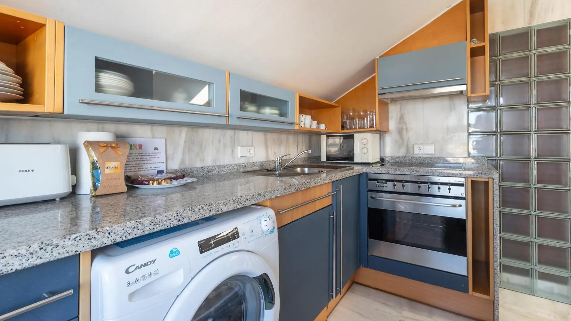 Blue Glass Penthouse In Marbella City Center 0*,