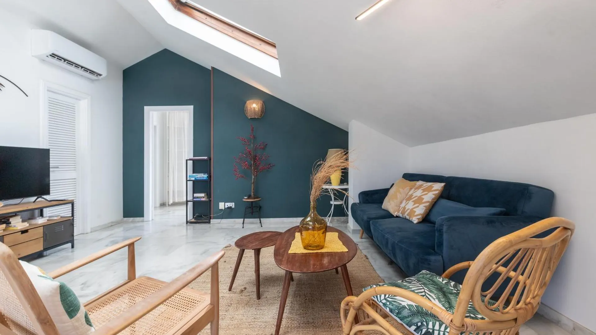 Blue Glass Penthouse In Marbella City Center